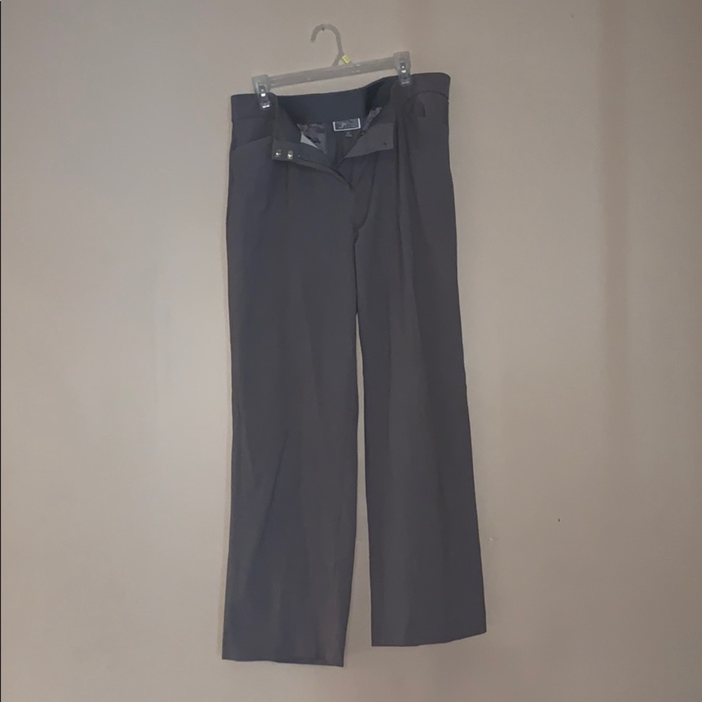 JM Collection Size 16 Light Gray Grey Pants